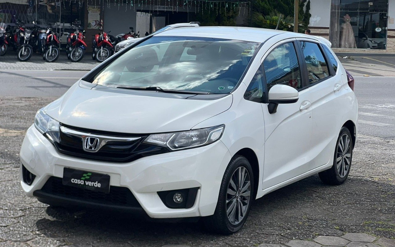 Honda Fit EX/S 1.5 Flex/Flexone 16V 5p Aut. na cor Branco em Joinville / SC - 780480